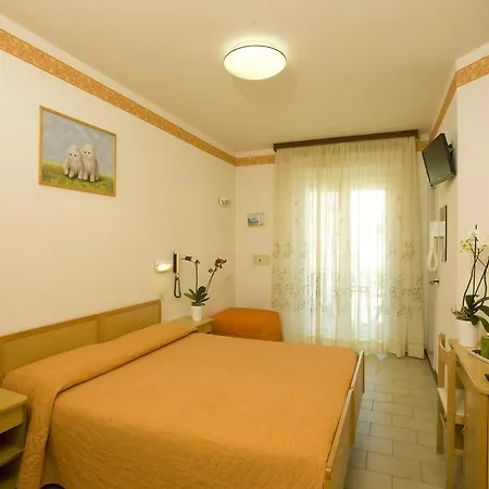 Consuelo Otel 2*